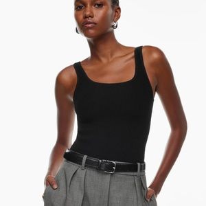 NWOT Babaton Aritzia Sculpt Square Neck Tank